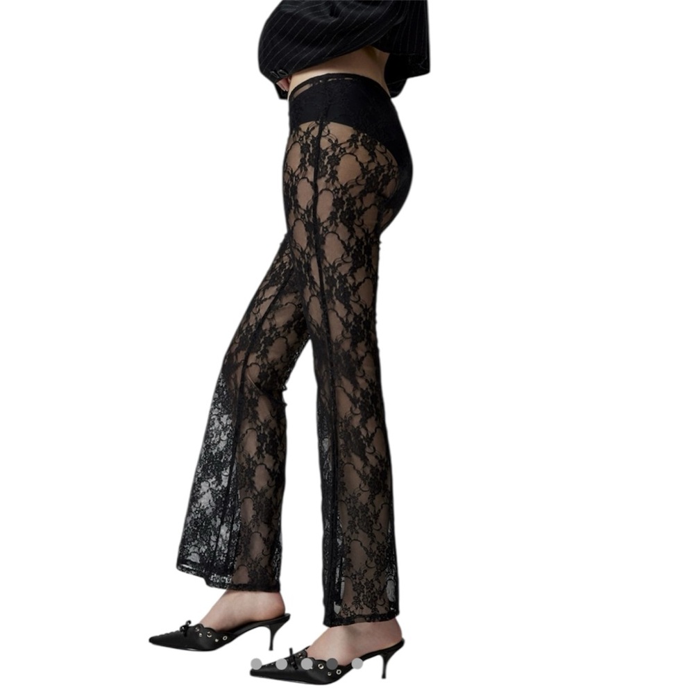 NWT Urban Outfitters Size Medium Lace-to-Waist Flare Pant in Black - Picture 2 of 5